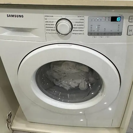 36mt2 A 5 Min A Pied Boulevard De Belgique Mc * Beausoleil