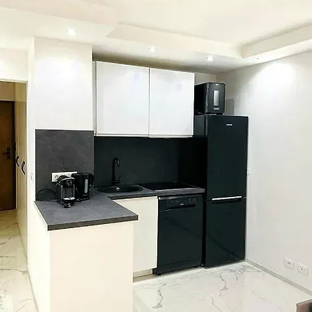 36mt2 A 5 Min A Pied Boulevard De Belgique Mc * Beausoleil