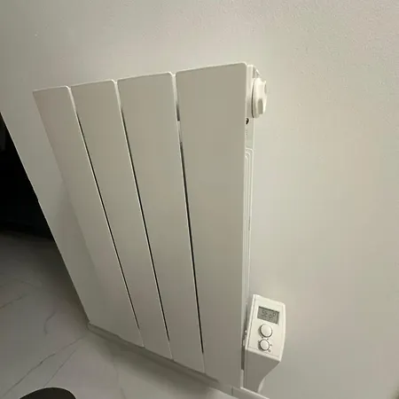 Appartamento 36mt2 A 5 Min A Pied Boulevard De Belgique Mc *